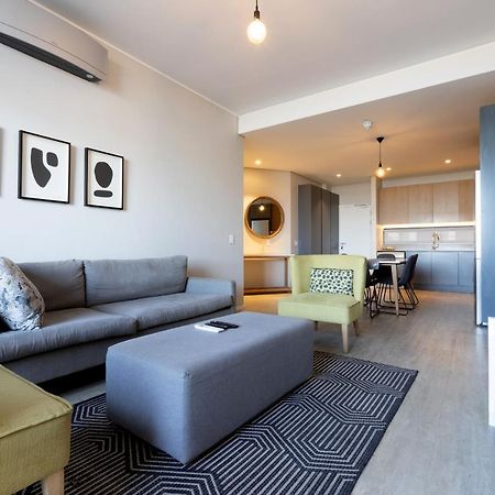 Axis Luxury Apartments By Century City Hotels Fokváros Kültér fotó